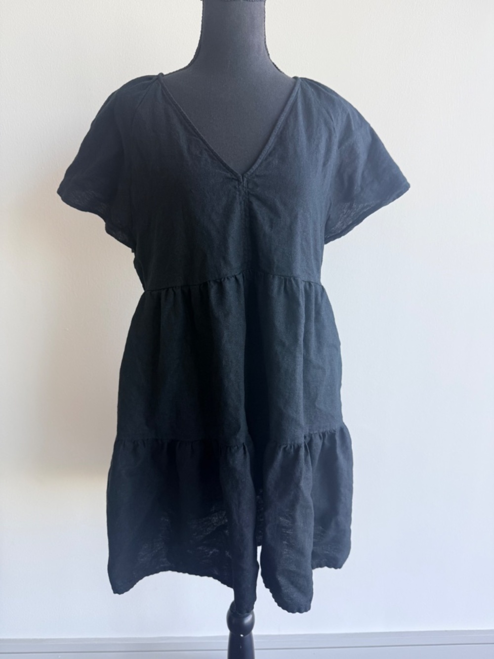 Universal Thread Womens Black Flutter Short Sleeve Mini Skater Dress - Picture 2 of 6
